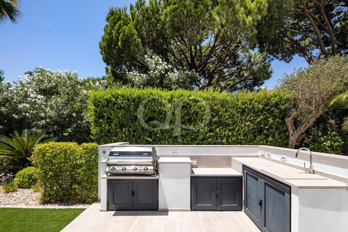 Image No.28-4 Bed House for sale