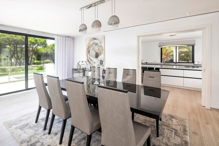 Image No.5-4 Bed House for sale