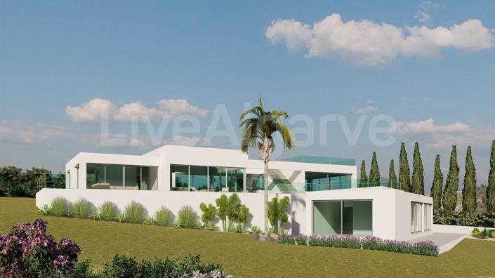 Image No.1-4 Bed House for sale