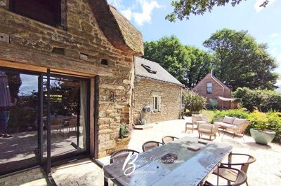 1 - Vannes, House
