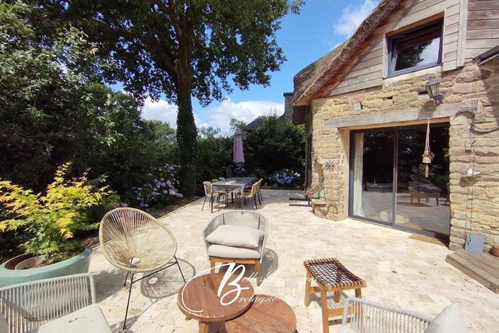 Image No.2-4 Bed House for sale