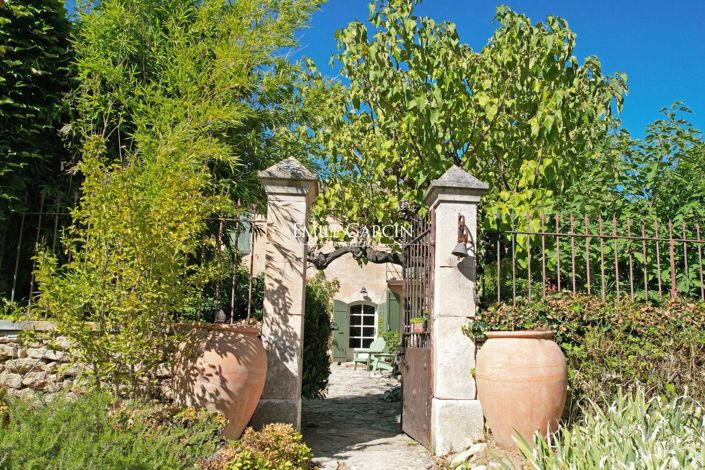 Image No.3-6 Bed House for sale