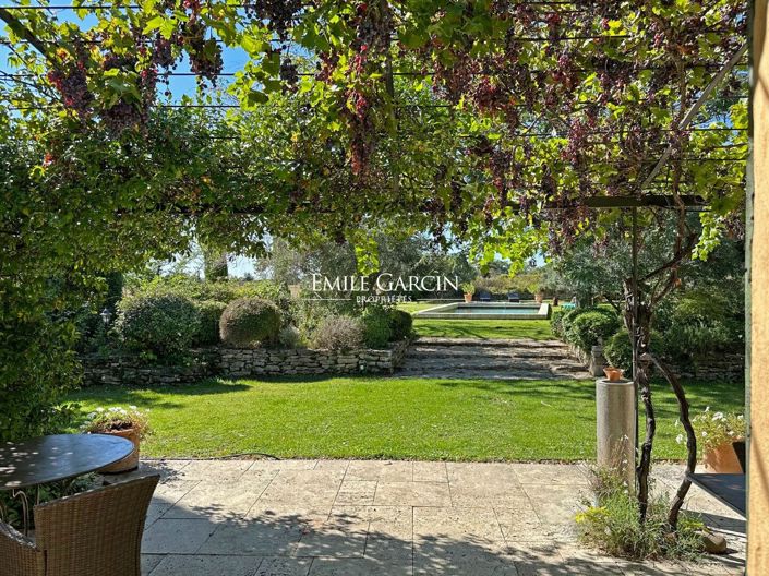 Image No.8-6 Bed House for sale