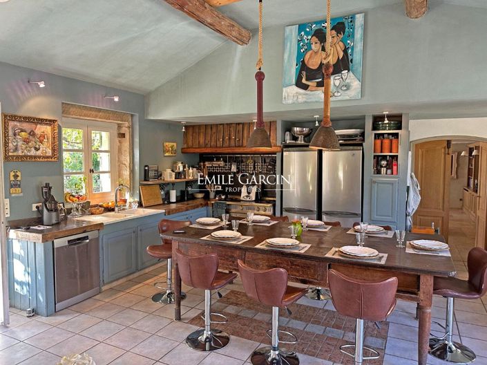 Image No.9-6 Bed House for sale