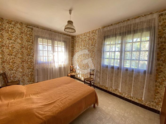 Image No.11-8 Bed House for sale