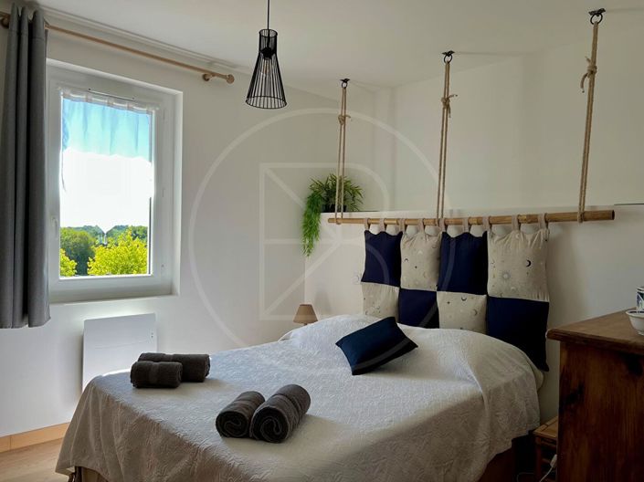 Image No.13-10 Bed House for sale