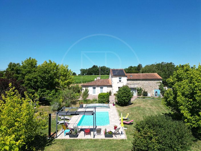 Image No.2-10 Bed House for sale