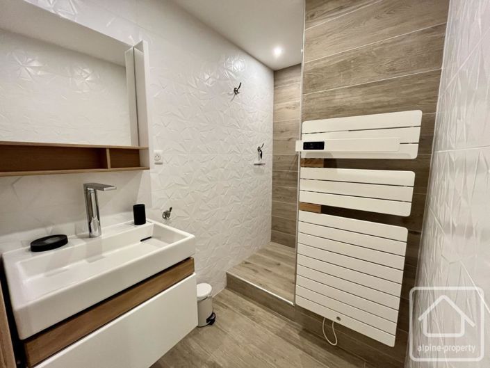 Image No.11-3 Bed Apartment for sale