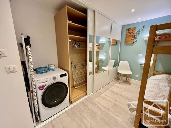 Image No.9-3 Bed Apartment for sale