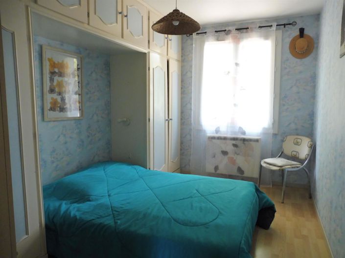 Image No.14-3 Bed House for sale