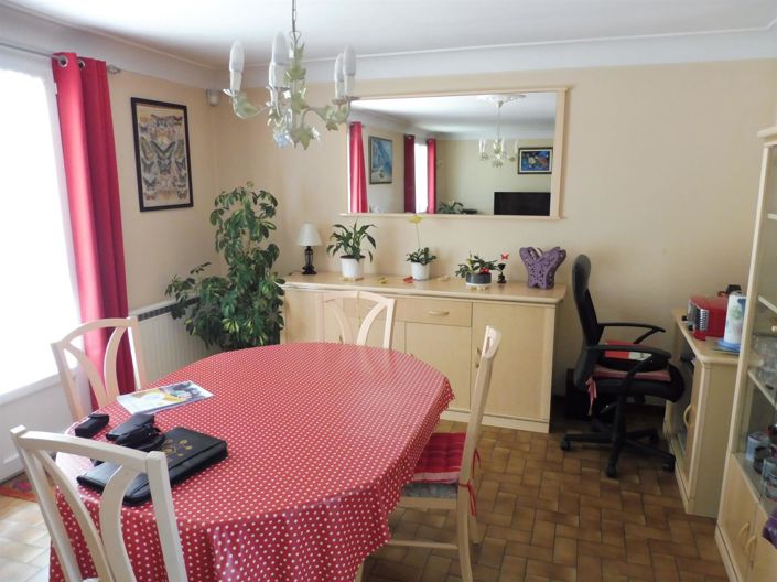 Image No.5-3 Bed House for sale