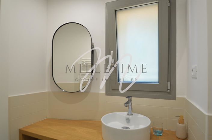 Image No.15-3 Bed Property for sale