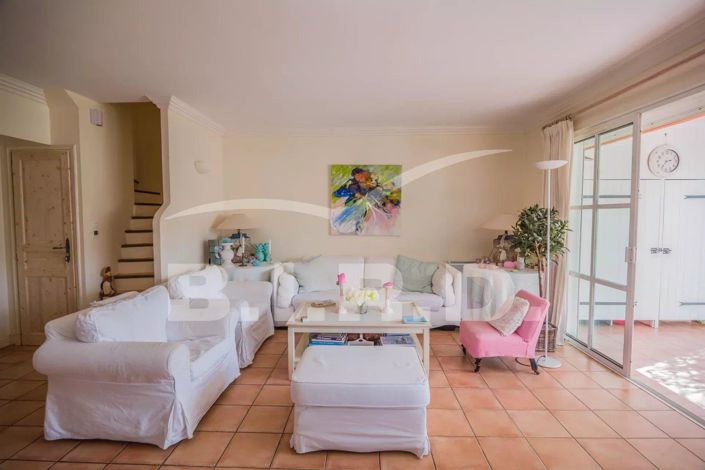 Image No.6-Maison de 4 chambres à vendre à Grimaud