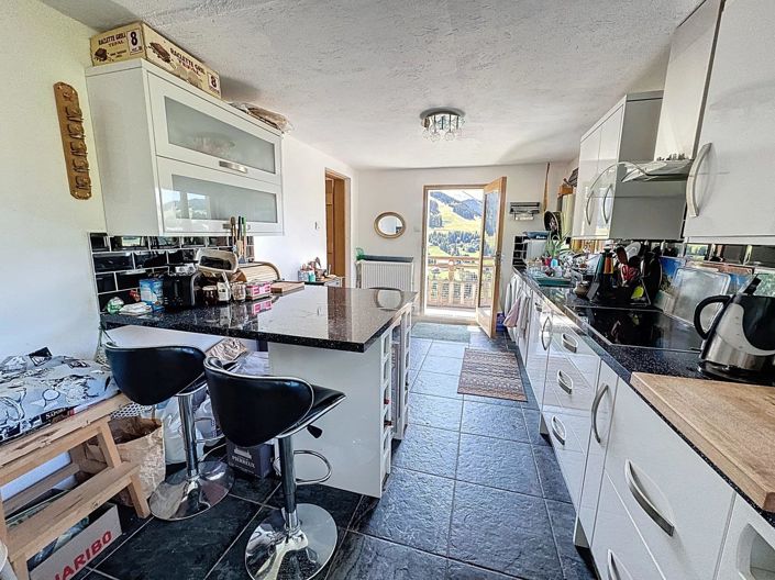 Image No.11-8 Bed House for sale