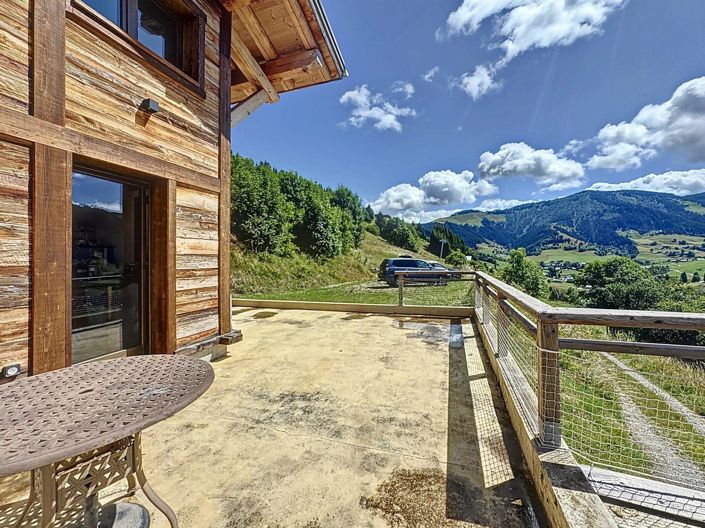 Image No.3-8 Bed House for sale