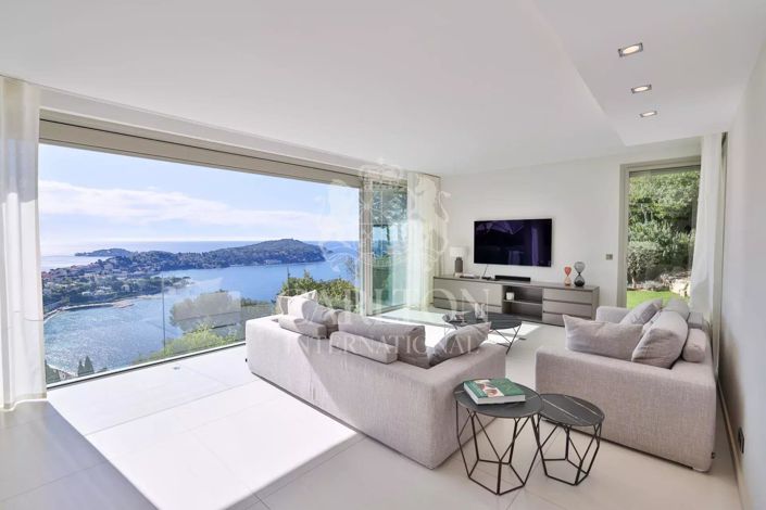 Image No.4-6 Bed House for sale