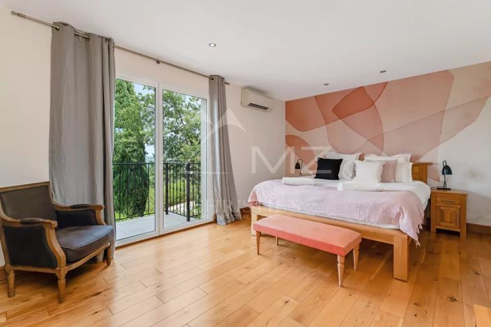 Image No.9-House for sale