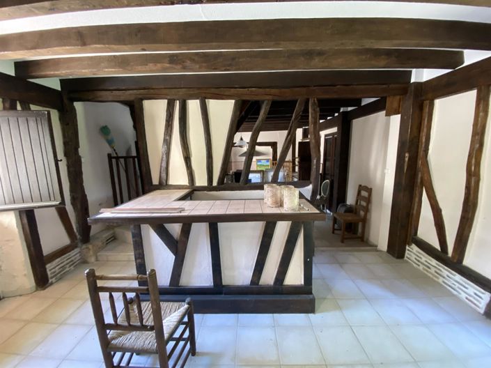 Image No.12-9 Bed House for sale