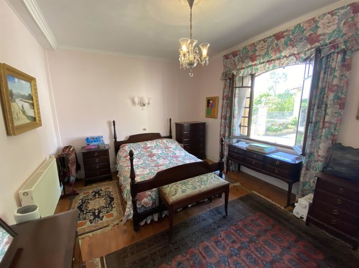 Image No.9-9 Bed House for sale