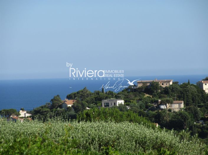 Image No.2-Maison de 4 chambres à vendre à Cavalaire-sur-Mer