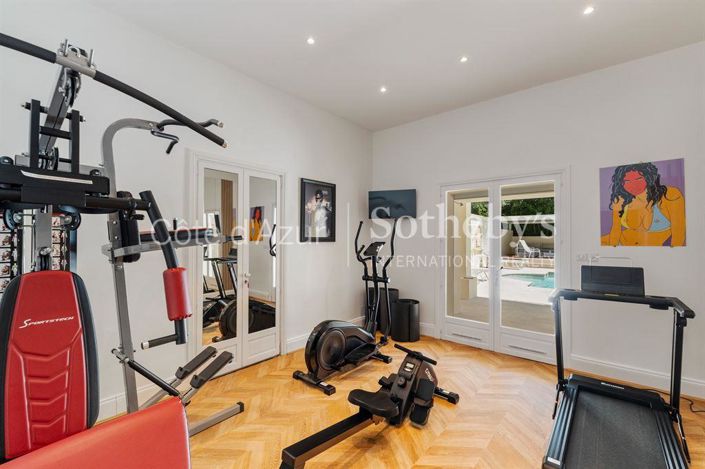 Image No.14-Propriété de 10 chambres à vendre à Cannes