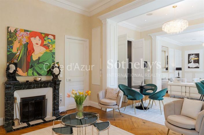 Image No.5-Propriété de 10 chambres à vendre à Cannes