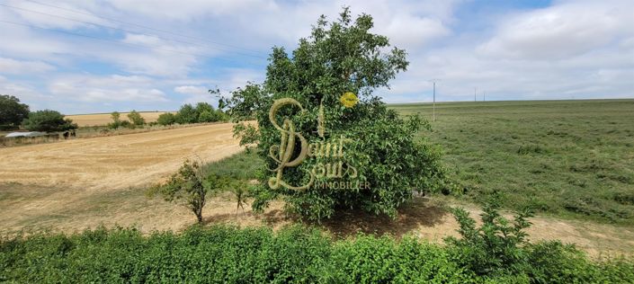 Image No.2-4 Bed House for sale