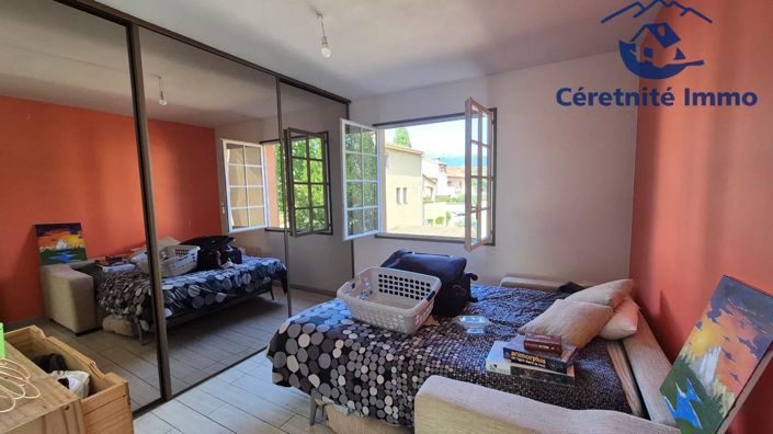 Image No.8-4 Bed House for sale