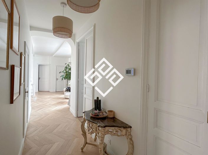 Image No.11-3 Bed Apartment for sale