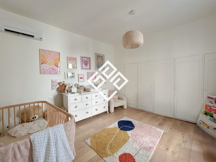 Image No.12-3 Bed Apartment for sale