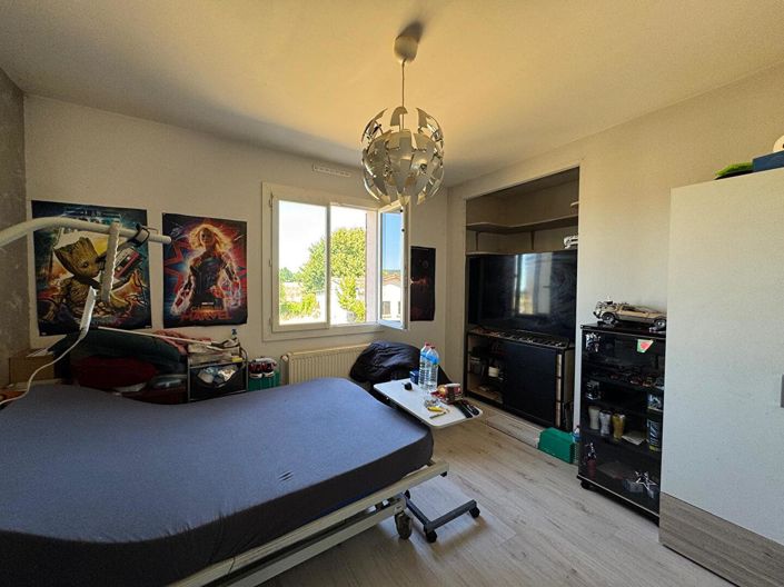 Image No.7-3 Bed House for sale