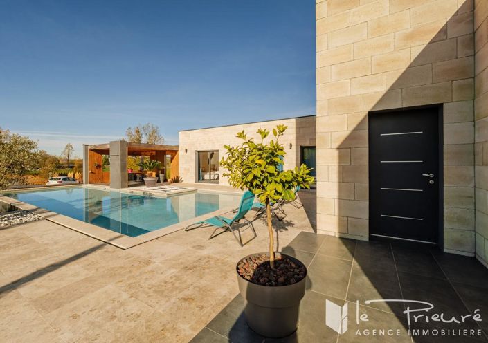 Image No.16-4 Bed House for sale