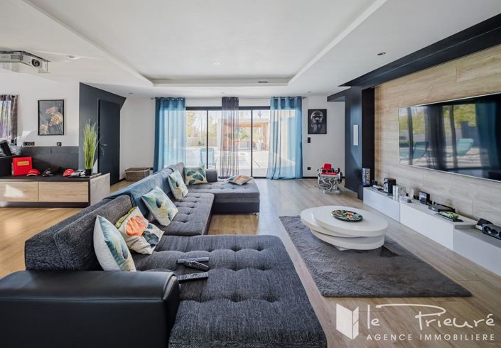 Image No.5-4 Bed House for sale