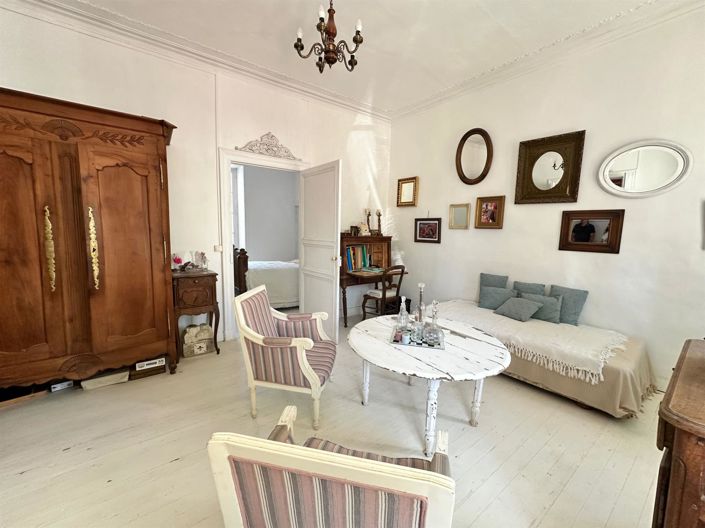 Image No.2-3 Bed House for sale