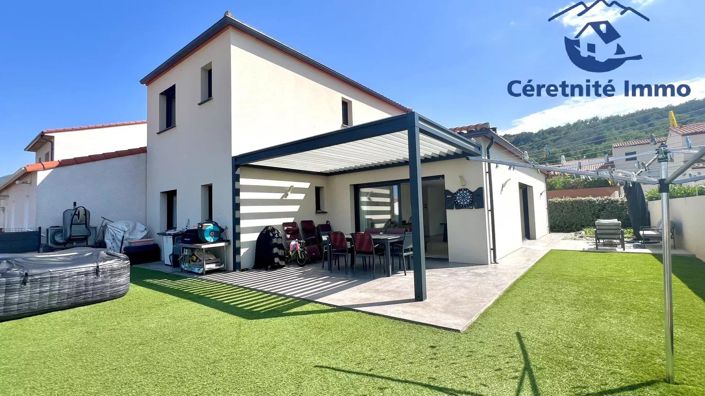 Image No.1-3 Bed House for sale