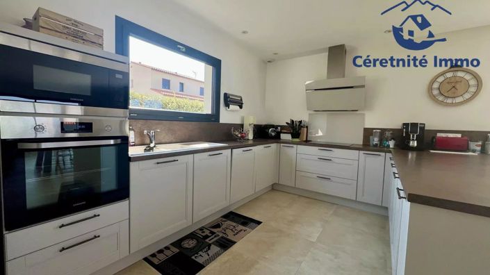 Image No.5-3 Bed House for sale