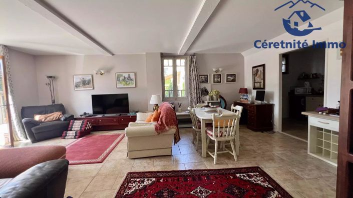 Image No.25-5 Bed House for sale