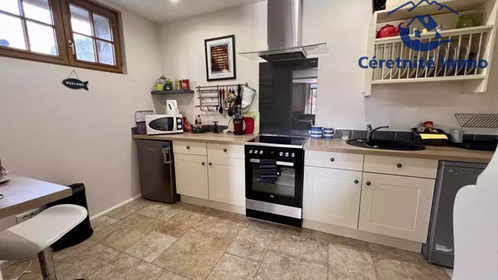 Image No.27-5 Bed House for sale