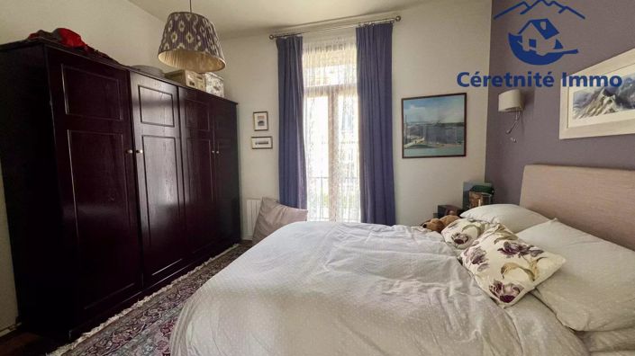 Image No.37-5 Bed House for sale