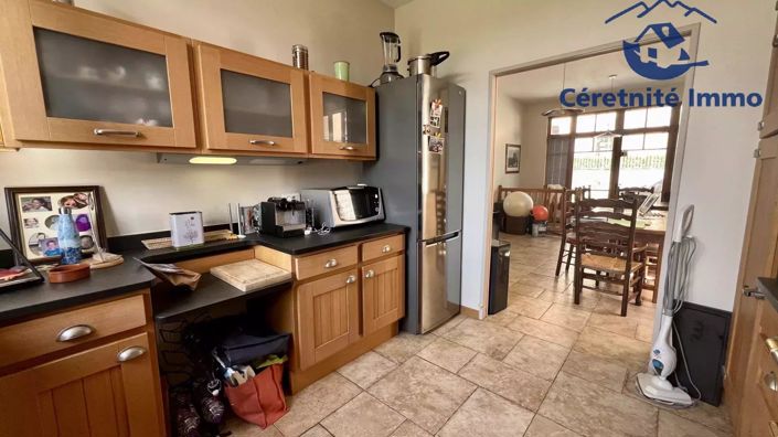 Image No.4-5 Bed House for sale