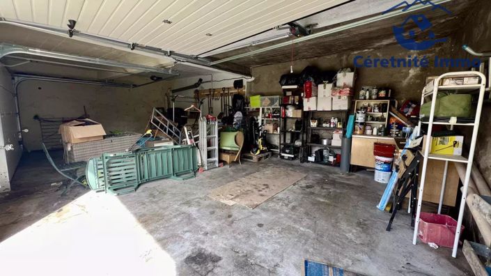 Image No.41-5 Bed House for sale