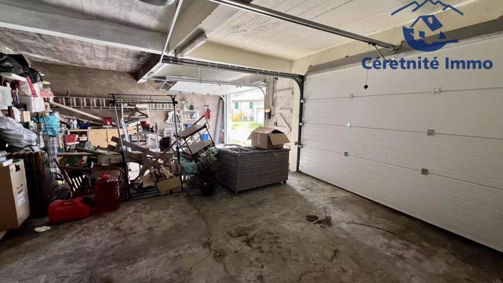 Image No.42-5 Bed House for sale