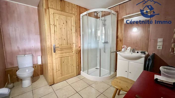 Image No.16-4 Bed House for sale