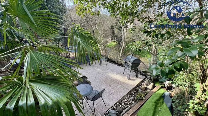 Image No.17-4 Bed House for sale