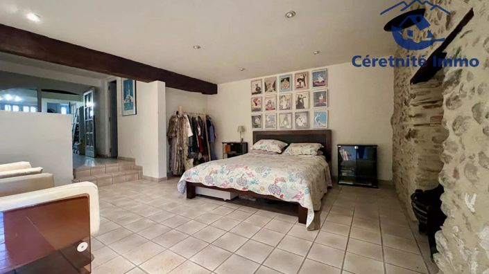 Image No.26-4 Bed House for sale