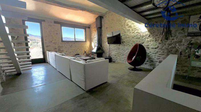 Image No.8-4 Bed House for sale