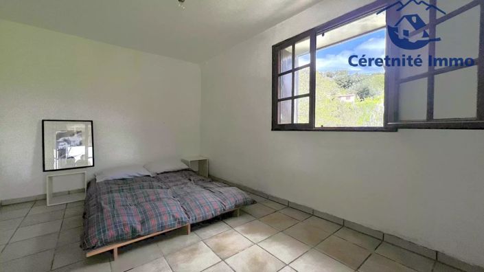 Image No.18-3 Bed House for sale