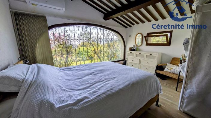 Image No.26-4 Bed House for sale