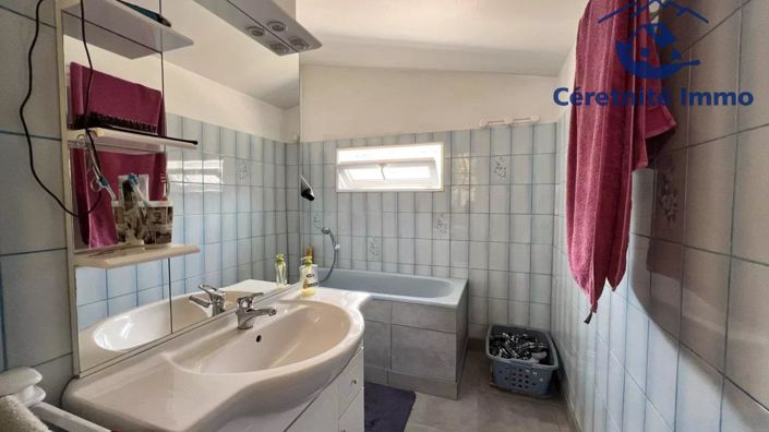 Image No.32-2 Bed House for sale