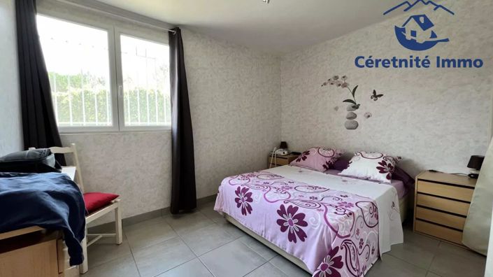 Image No.35-2 Bed House for sale